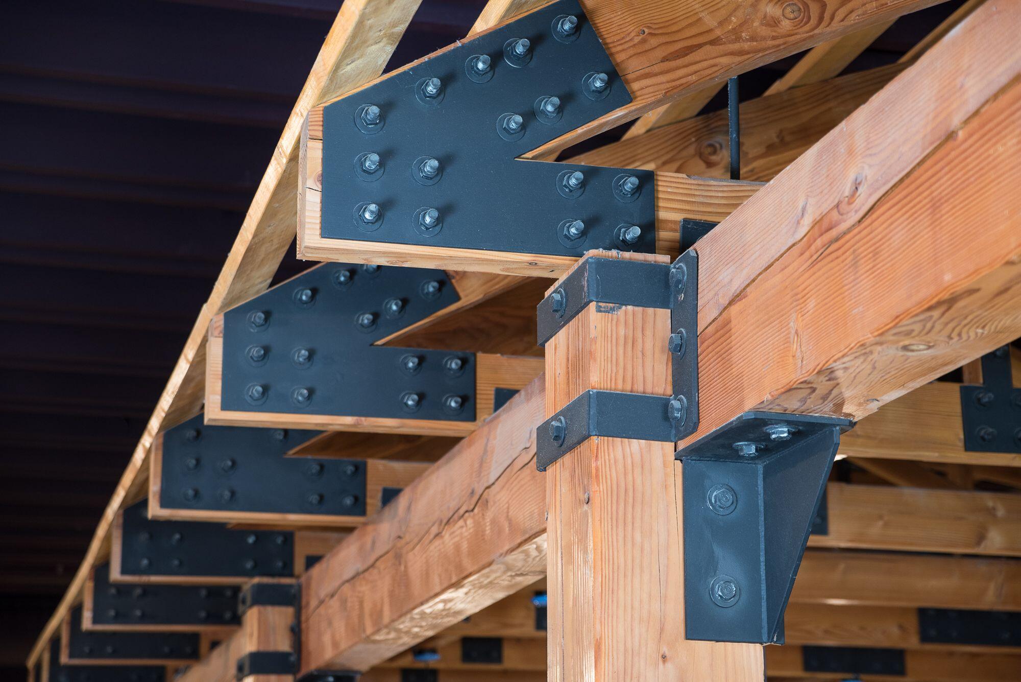 木構木屋和鋼構木屋比較，建材有什麼差別呢？